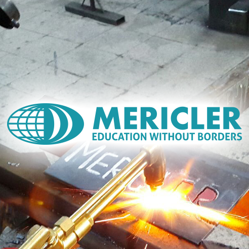 30738090_834561386752568_6171362065794465792_n